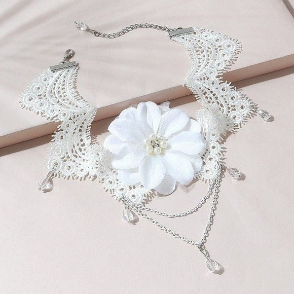 White Flower Lace Necklace