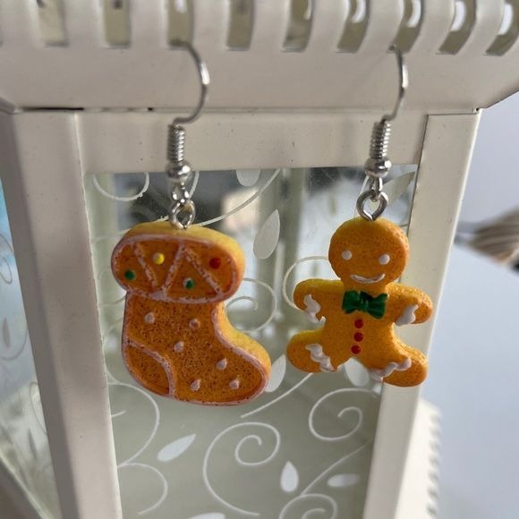 Gingerbread Mismatched Earrings