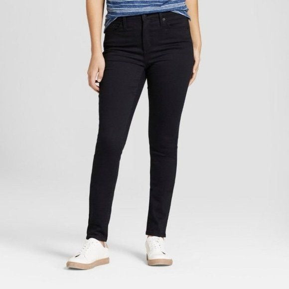 Universal Thread high-rise skinny black jeans nwt