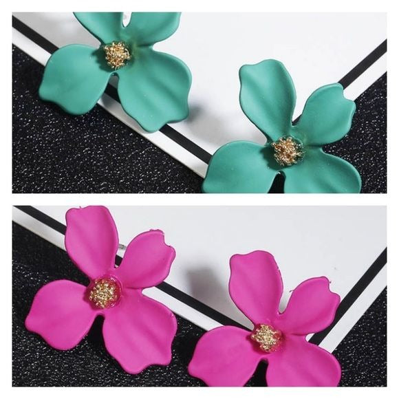 Sweet Flower Stud Earrings Pink or Green