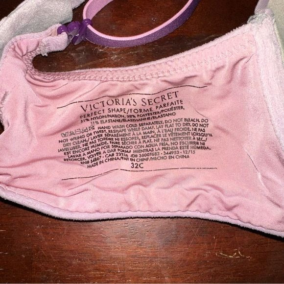 Victoria’s Secret perfect shape underwire bra 32C